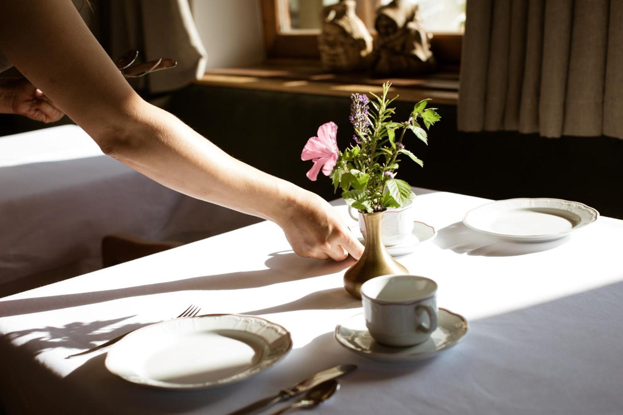 Noessinghof Bed & Breakfast ติโรโล ภายนอก รูปภาพ